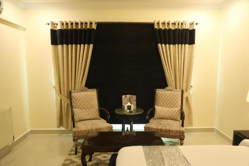 Grace Boutique Hotel Islamabad Esterno foto